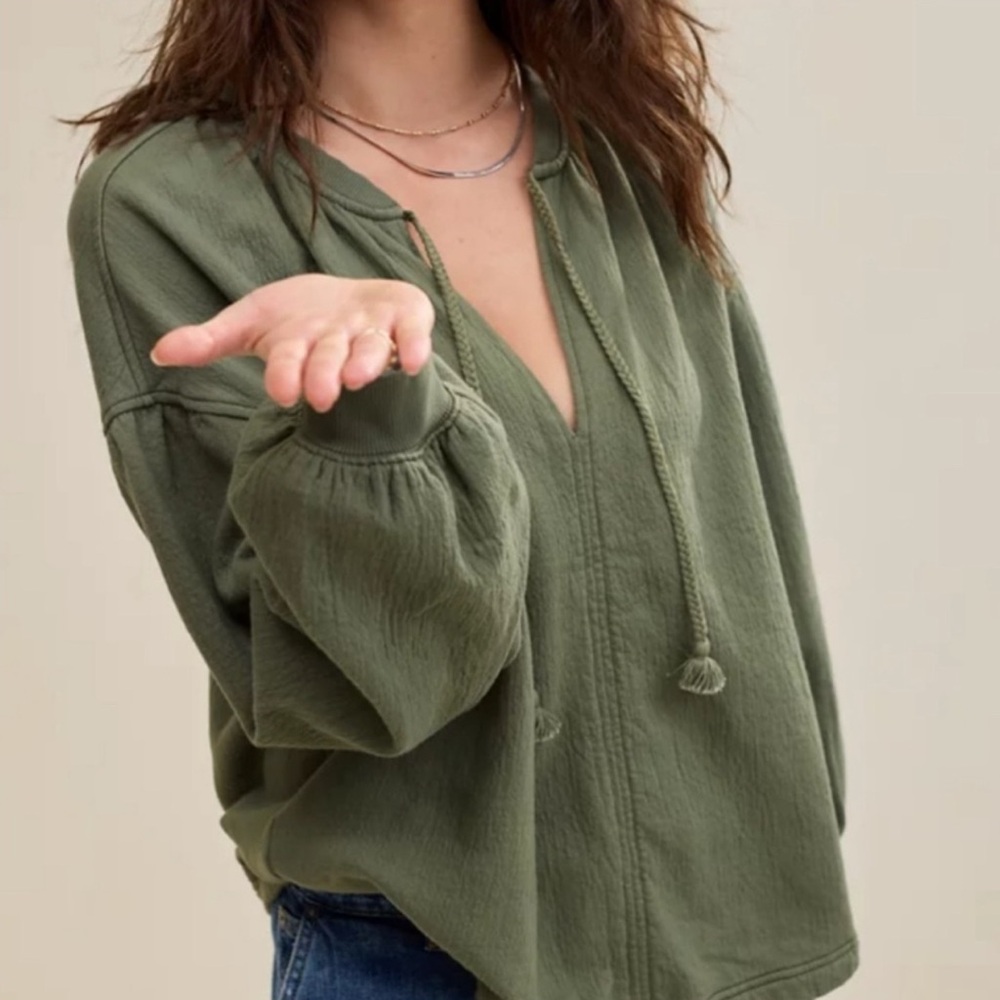 Aerie Army Green Women's Long Sleeve Blouse